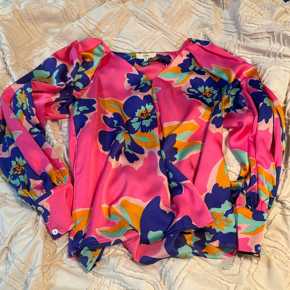 Flowy floral silky top